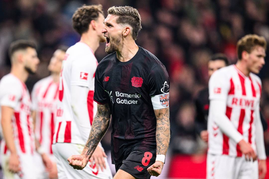 Bayer Leverkusen bate Colónia e recupera quarto lugar na Alemanha