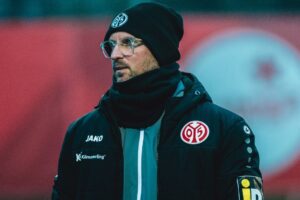 Mainz despede Bo Henriksen apenas 8 derrotas e 1 vitória