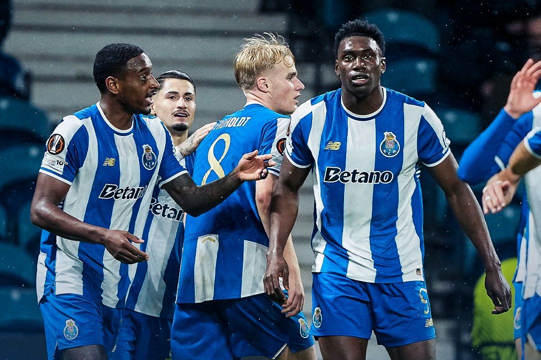 Mercado: Tottenham prepara investida milionária por avançado do FC Porto