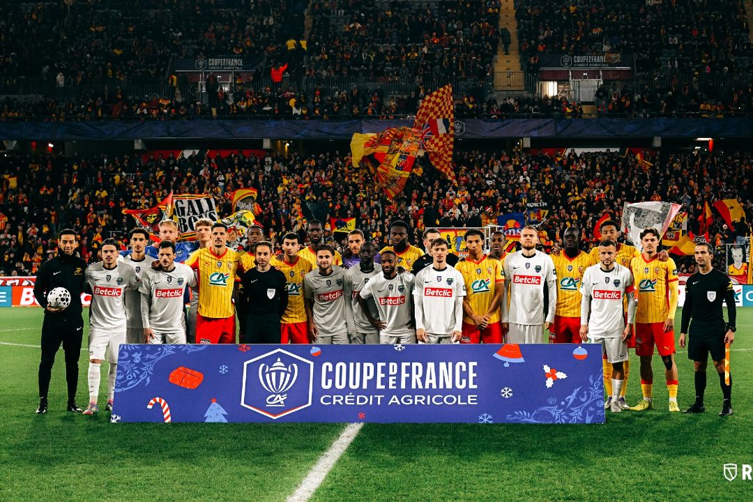Lens segue em frente na Taça de França, Brest ‘cai’ ante o Avranches