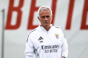 José Mourinho perde peça fundamental para jogo nos Açores