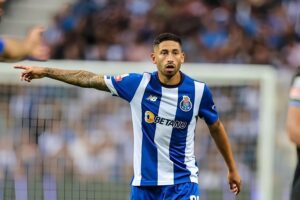 Alan Varela alvo de processo disciplinar por agressão no clássico a Pavlidis, do Benfica