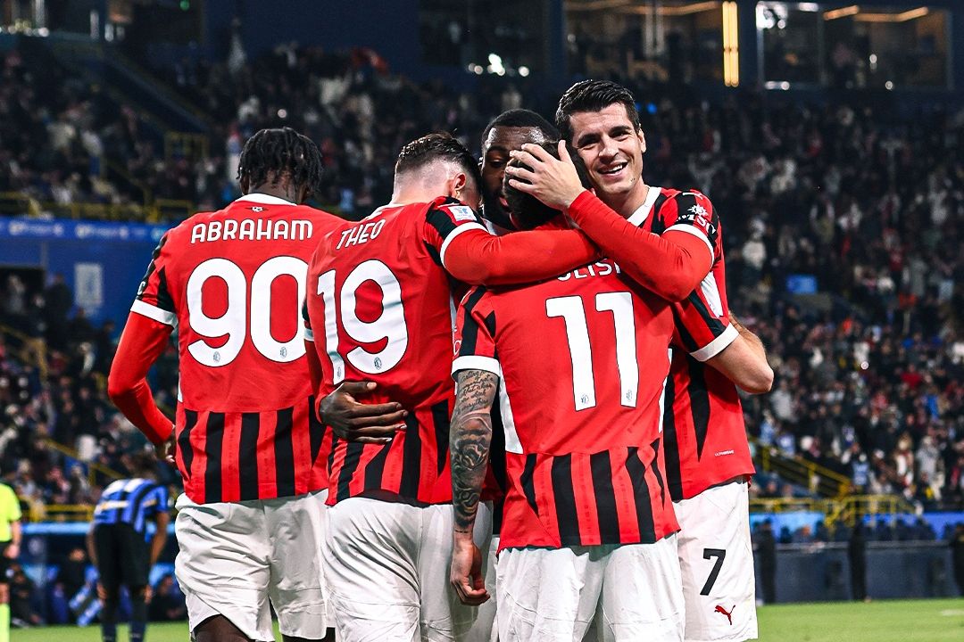 Sem Rafael Leão, Milan empata frente ao Sassuolo por 2-2 e pode perder a liderança da Serie A