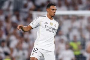 Trent Alexander-Arnold desfalca Real Madrid e deve falhar visita ao Benfica
