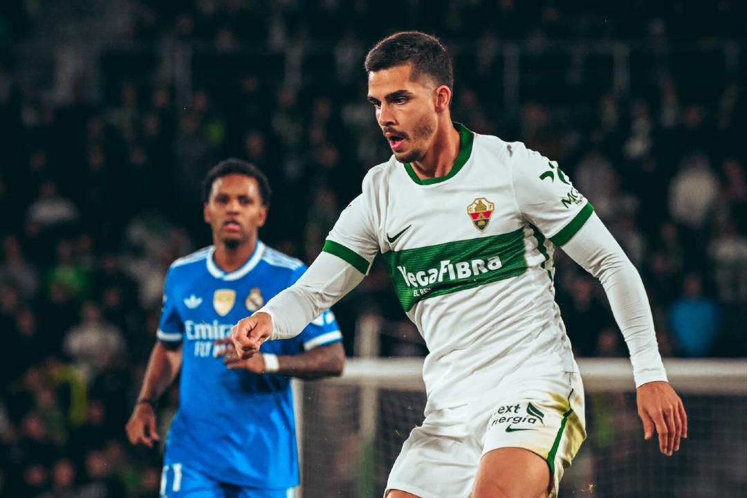Mercado: Cláusula especial pode levar avançado português de volta ao FC Porto