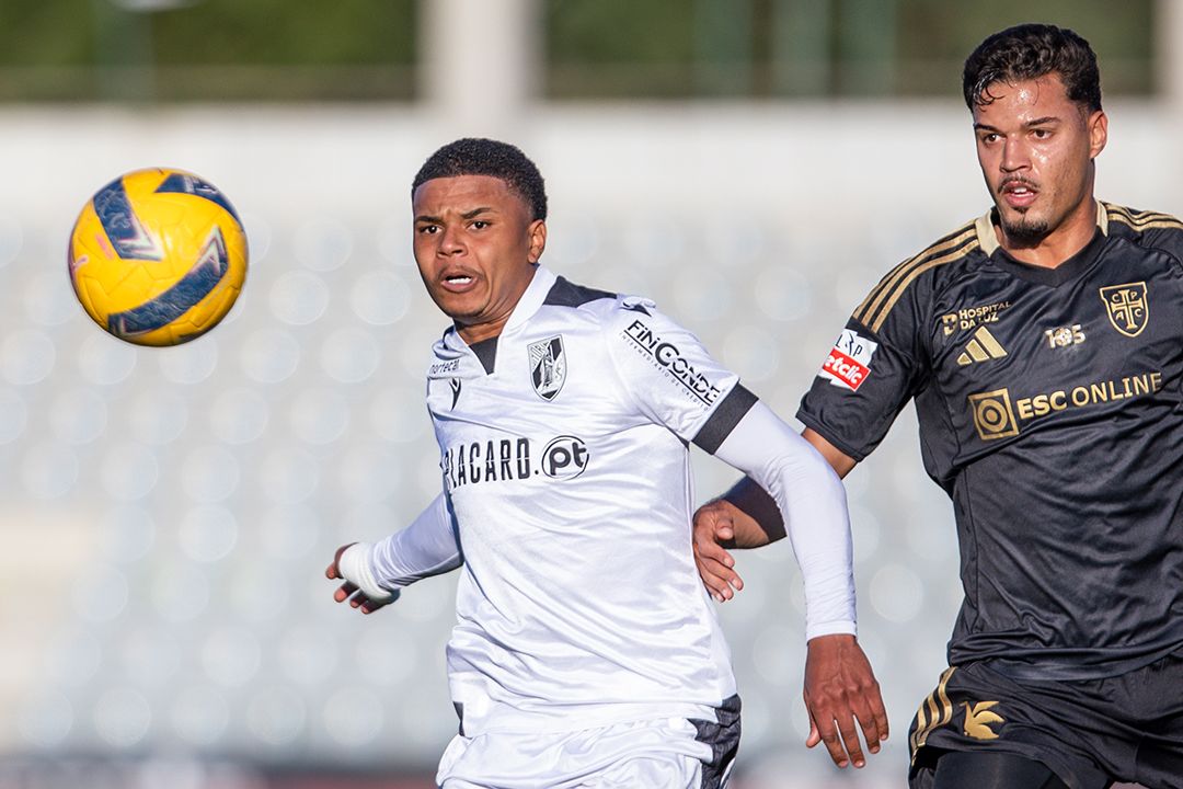 Vitória de Guimarães tenta regresso às vitórias no dérbi com Moreirense