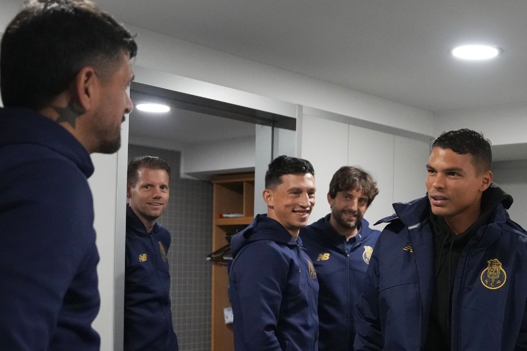 FC Porto viaja para estágio no Algarve já com Thiago Silva na comitiva