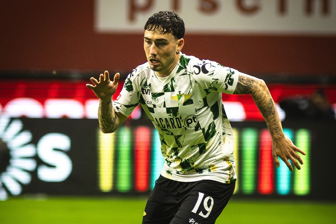 Moreirense empresta extremo Joel Jorquera aos espanhóis do Múrcia