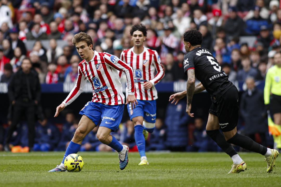 Atlético de Madrid vence e isola-se no terceiro lugar em La Liga