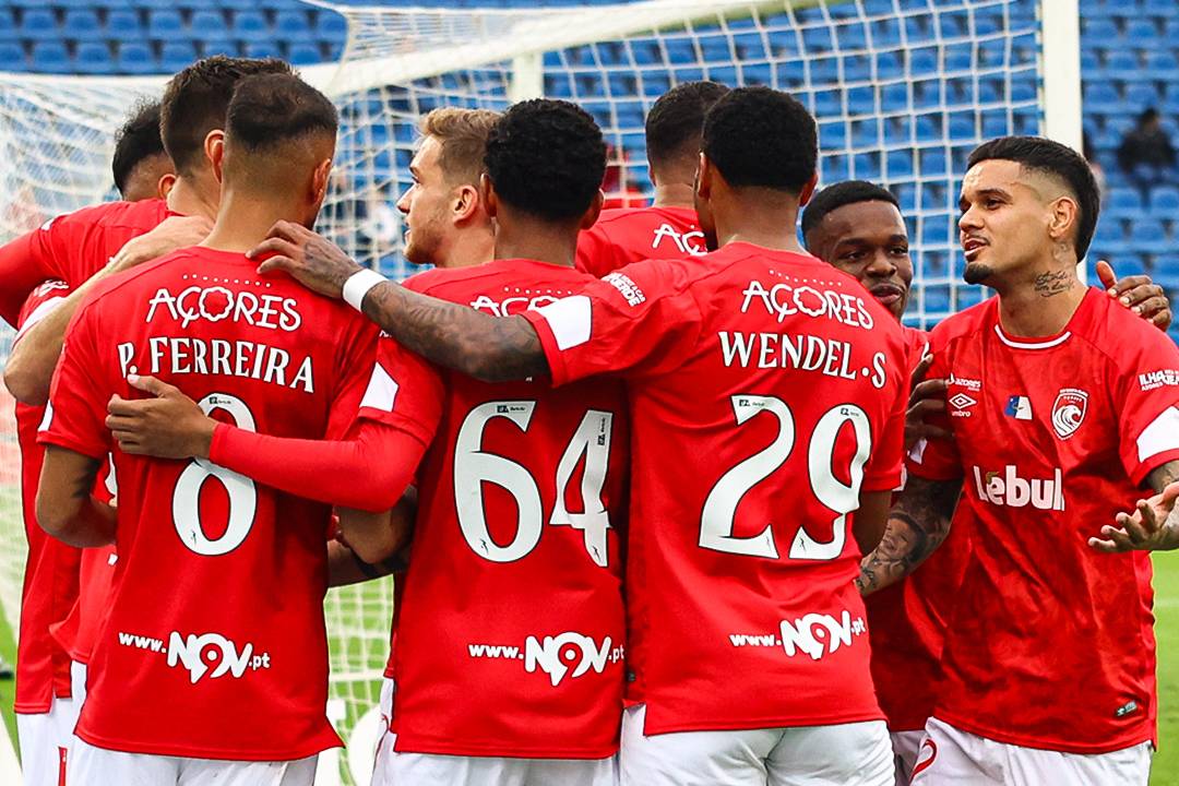 Santa Clara em risco de abandonar os Açores: patrocínio vital em jogo