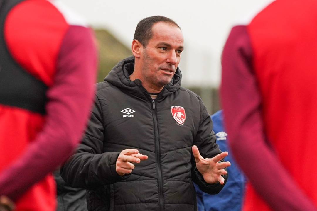 Petit promete Santa Clara “sempre ambicioso” com ideia de jogo “bem vincada”