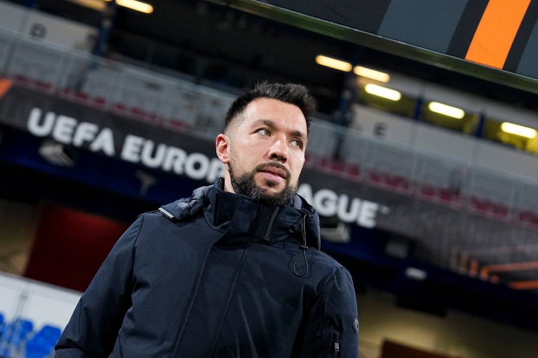 Francesco Farioli destaca “espírito” do FC Porto após empate no Plzen