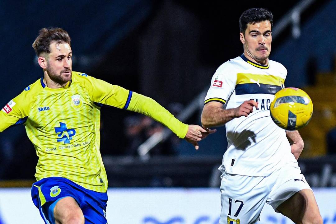 Crónica: Golaço de Rodrigo Pinheiro dá vitória ao Famalicão frente ao Arouca