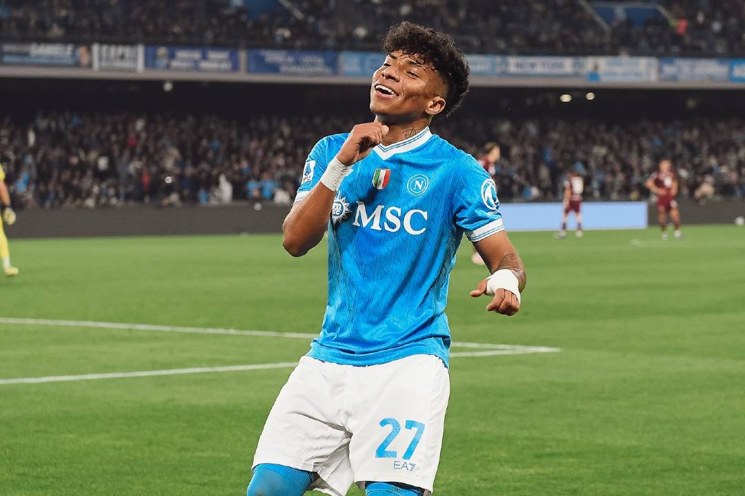 Nápoles bate Torino com golo de Alisson e mantém terceiro lugar da Liga italiana