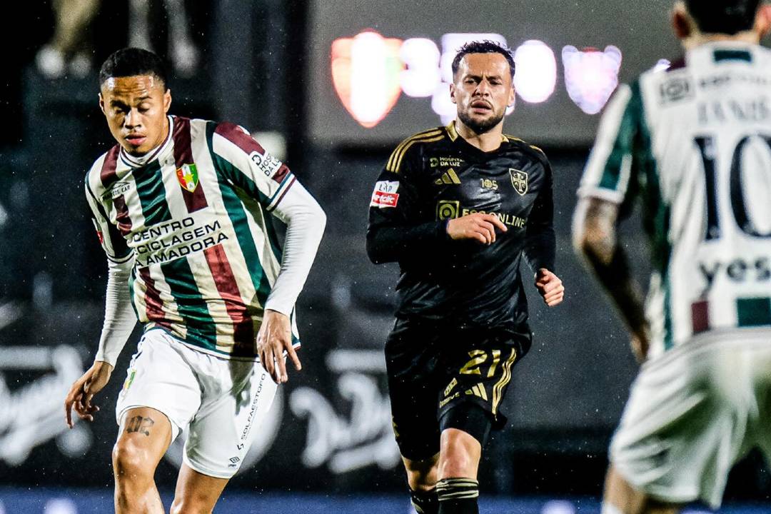 Crónica: Goleada ‘estrelista’ deixa Casa Pia preso na luta pela manutenção