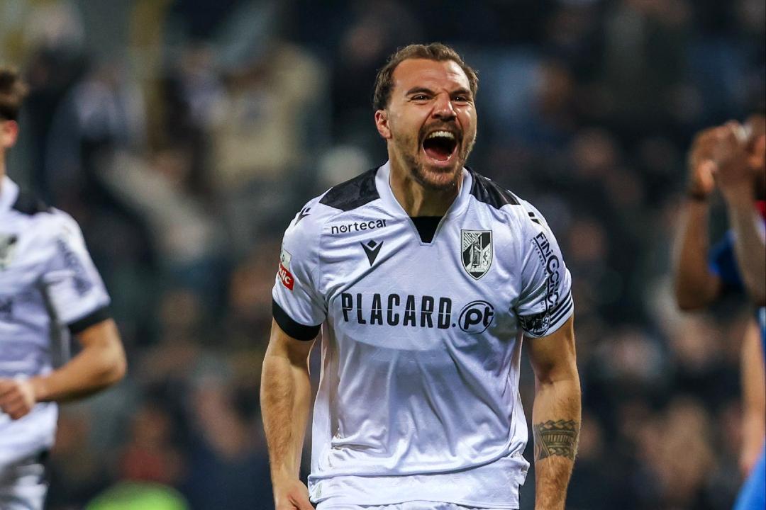 Crónica: Vitória Guimarães empata e vê sonho europeu fugir
