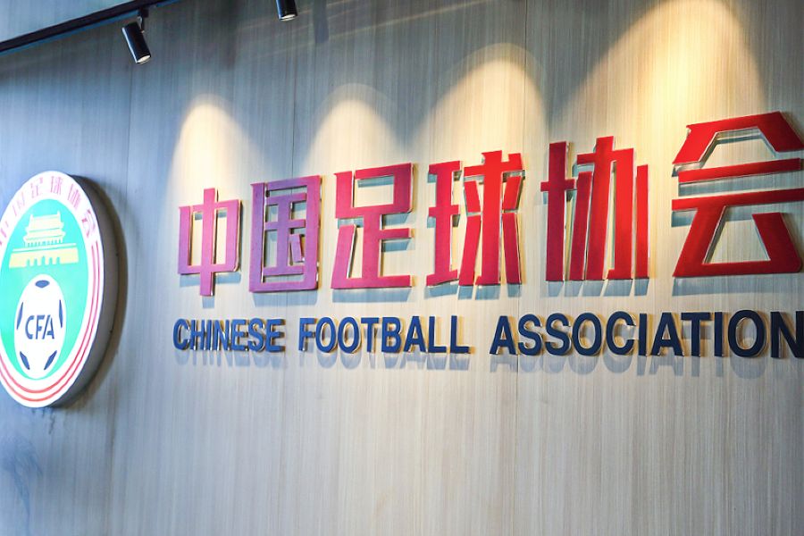 China limpa imagem do futebol com punições em grande escala