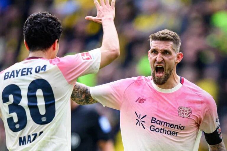 Leverkusen derrota Dortmund e mira Liga dos Campeões