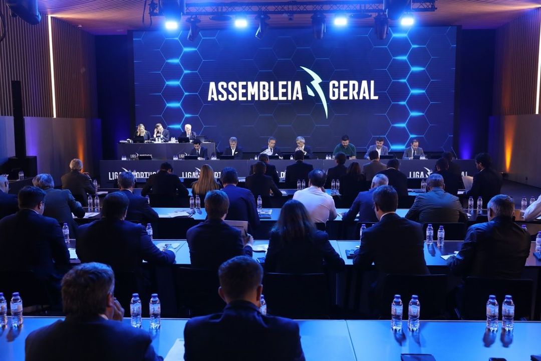 Liga de futebol diz que há diálogo aberto e transparente sobre centralização de direitos