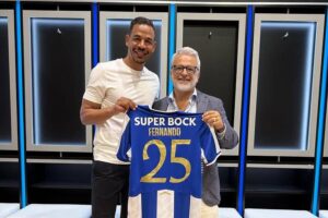 Fernando Reges, o "Polvo", põe fim à carreira aos 38 anos